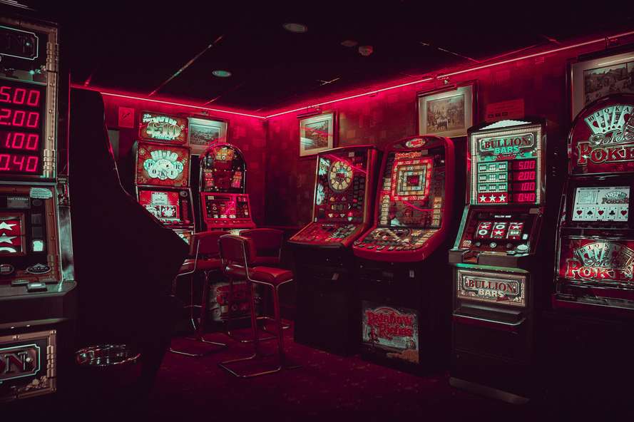Tiki Casino vs. Casino Extra : Lequel Choisir pour Votre Prochaine Aventure de Jeu? Tiki Casino vs. Casino Extra : Lequel Choisir pour Votre Prochaine Aventure de Jeu?